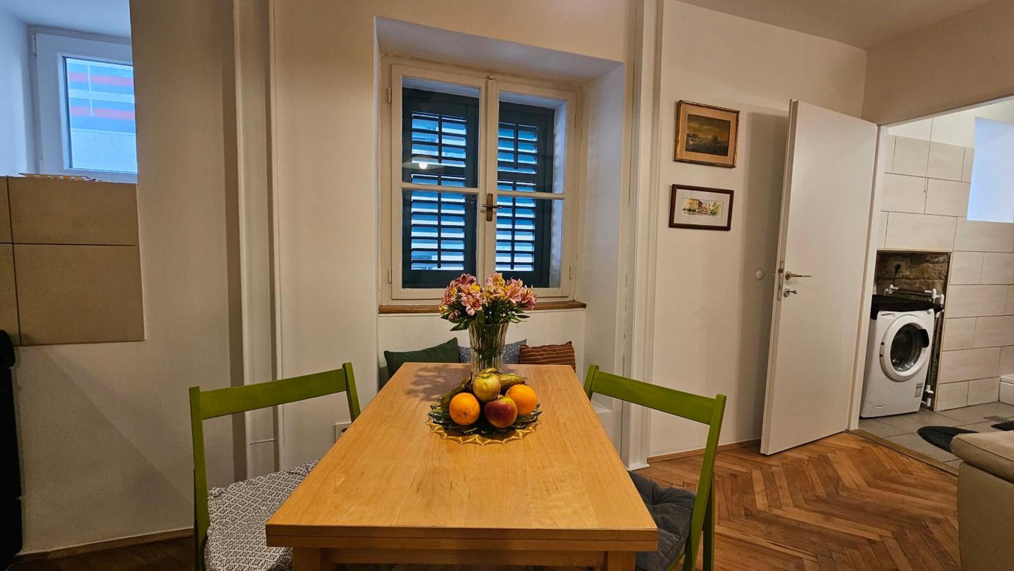 Eufrasiana Apartments Πόρετς Εξωτερικό φωτογραφία